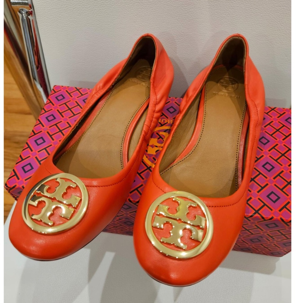 NWT Tory Burch Flats